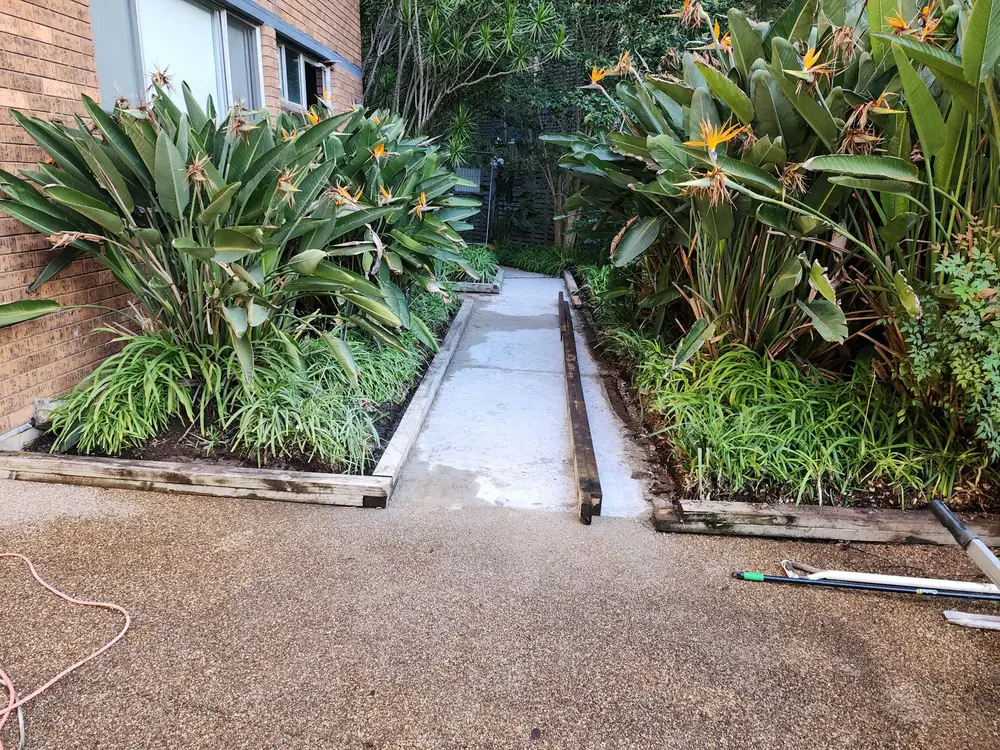Concrete paths: work by Modern Building Solutions