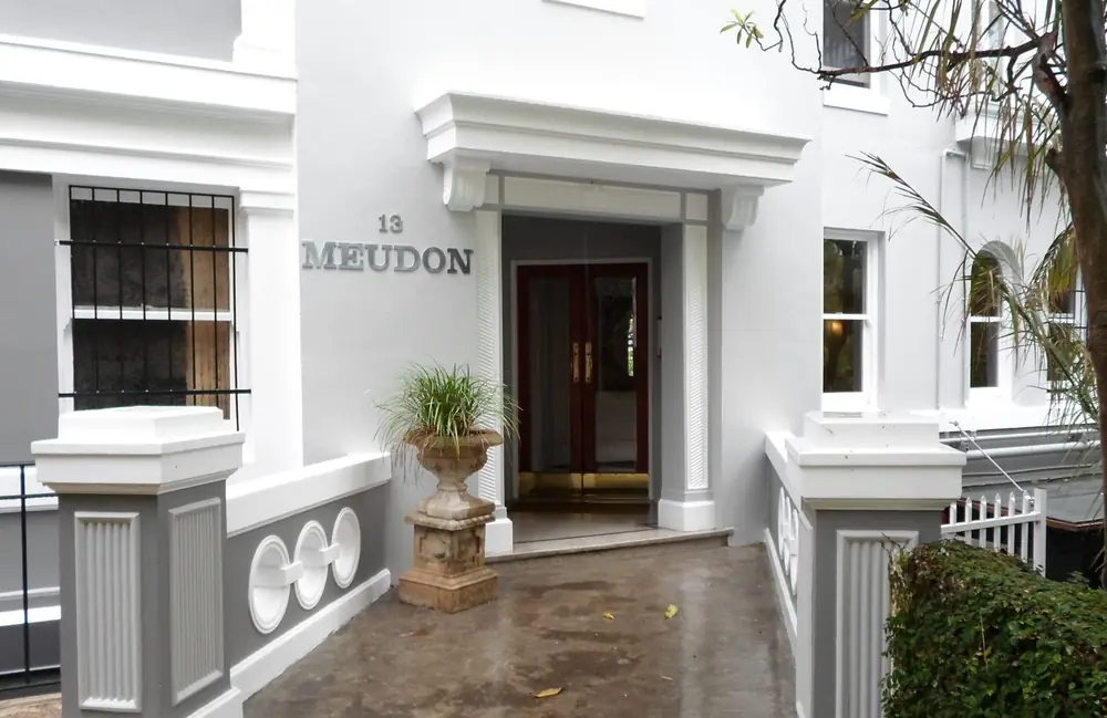 Meudon Ave apartments