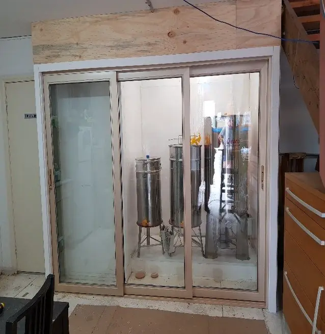 Sliding doors: work by Modern Building Solutions